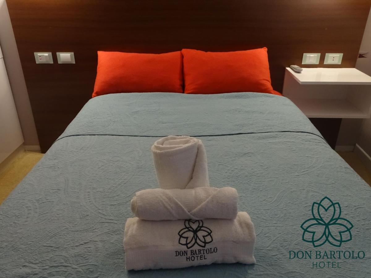 Hotel Don Bartolo Espinar 외부 사진